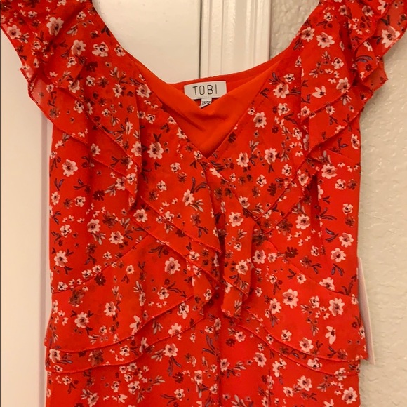 BN TOBI ❤️ red off shoulder floral romper - Picture 6 of 7
